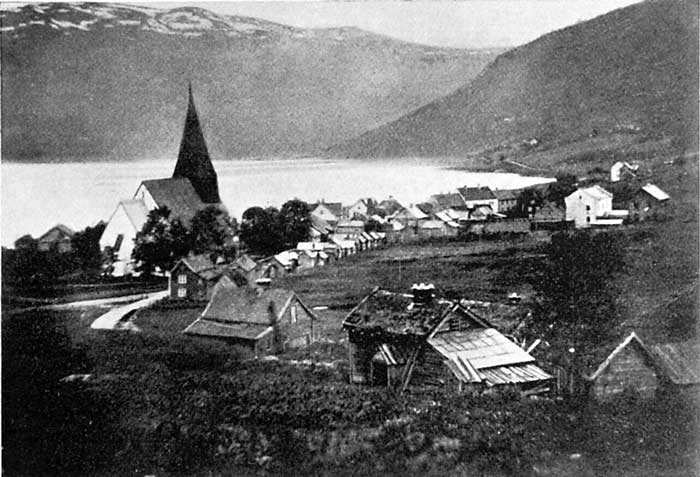 Bilete 6. Gamle Vangen sedd or Strengjarhaugen, ikring 1870.